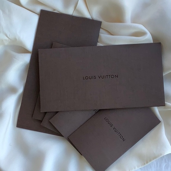 Louis Vuitton receipt envelopes - Picture 3 of 8